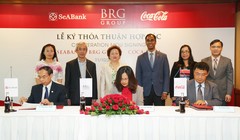 Quang cảnh lễ ký.