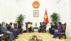 Quang cảnh buổi làm việc tại Trụ sở Chính phủ. (Ảnh: VPCP)