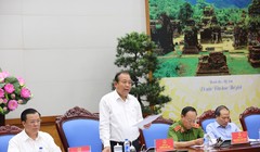 Phó Thủ tướng Trương Hòa Bình chủ trì hội nghị về chống buôn lậu, gian lận thương mại và hàng giả. (Ảnh: VGP)