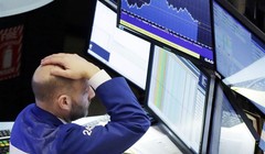 Dow Jones giảm hơn 600 điểm, "thổi bay" mọi thành quả trong năm 2018.