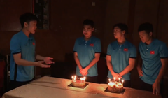 Bữa tiệc sinh nhật của Phạm Đức Huy trong đêm kỳ diệu 20/1/2019. Đêm nay, khi thổi nến "hoàng tử bánh gấu" sẽ ước gì???