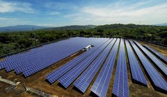 Nhà máy điện mặt trời Thanh Hóa 1 có công suất 160MW, tổng vốn đầu tư 2.824 tỉ đồng (Ảnh minh họa - Nguồn: Internet)