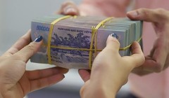 Một số ngân hàng cạn ‘room’ tín dụng?