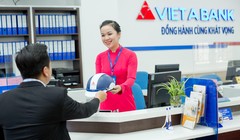 Ông Phương Hữu Việt rời ghế Chủ tịch HĐQT VAB sau 10 năm gắn bó (Ảnh: VAB)