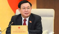 Chủ tịch Quốc hội Vương Đình Huệ cảnh báo tình trạng sốt đất, chứng khoán tăng nóng khi thảo luận về gói kích thích kinh tế