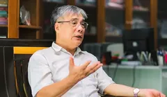 Đất và người nghèo, người giàu