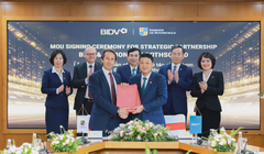 Toàn cảnh buổi lễ ký kết hợp tác giữa BIDV và Edmond de Rothschild