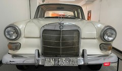 Phương tiện, khí tài chính quyền Sài Gòn lưu giữ tại Dinh Độc Lập