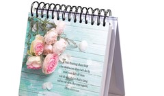 Chào năm mới với những trang sách để bàn thấm đẫm yêu thương 