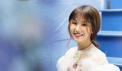 Ca sĩ Võ Hạ Trâm làm khán phòng bùng cháy ngập tràn cảm xúc 