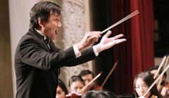 Nhạc trưởng, NSƯT Trần Vương Thạch trong một đêm diễn