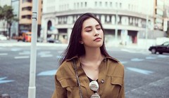Hoa hậu Tiểu Vy đầy mạnh mẽ, cá tính với thời trang street style