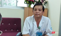 Bác sĩ Nguyễn Thanh Phong - Trưởng khoa Nhiễm D - BV Nhiệt đới, TP.HCM (Ảnh: Hòa Bình) 