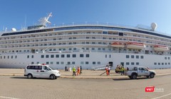 Tàu du lịch Crystal Symphony nhập cảnh vào TP.HCM hôm 22/2 (Ảnh: Trung tâm Kiểm dịch y tế quốc tế TP.HCM) 