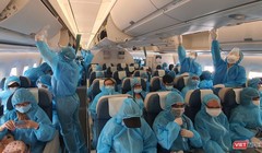 Cần hết sức thận trọng khi mở cửa đường bay quốc tế (Ảnh: VNA cung cấp)