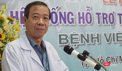 TS. BS Nguyễn Văn Vĩnh Châu – Giám đốc BV Bệnh Nhiệt đới TP.HCM đã cắt băng khai trương hệ thống telemedicine khám chữa bệnh từ xa (Ảnh: Hòa Bình) 