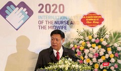 Thứ trưởng Bộ Y tế Đỗ Xuân Tuyên phát biểu tại Hội thảo khoa học về điều dưỡng (Ảnh: Thanh Hằng) 