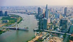 Cầu Thủ Thiêm 2 nối quận 1 và Khu đô thị Thủ Thiêm (TP Thủ Đức) đã ngưng thi công 7 tháng nay, được hứa hẹn hoàn thành trước 30-4-2021 (Ảnh: Quang Định) 