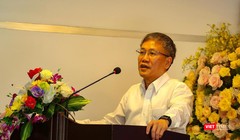 Ông Nguyễn Quang Thanh – Giám đốc Sở TTTT Đà Nẵng tại buổi họp báo sáng 6/4 (Ảnh: Hồ Xuân Mai) 