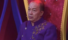 NSƯT Đức Hải vừa nhận quyết định miễn nhiệm chức vụ Hiệu phó Trường CĐ Văn hoá nghệ thuật và Du lịch Sài Gòn (Ảnh: FBNV) 