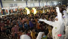 Trung thu đặc biệt cho 1.200 bé là F0 ở khu cách ly điều trị Bình Dương