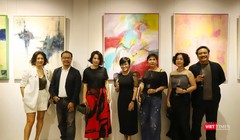 Hoạ sĩ Bùi Tiến Tuấn, hoạ sĩ Hiền Nguyễn đến chúc mừng ng.anhanh