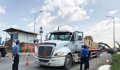 TP.HCM đề xuất Bộ GTVT cho phép xử phạt nguội xe chở quá tải trên địa bàn. Ảnh: TN