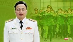 Đại tá Mai Hoàng vừa được trao quyết định bổ nhiệm Phó Giám đốc Công an TP.HCM. Ảnh: Văn Lâm