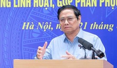 Thủ tướng phát biểu tại hội nghị “Nâng cao công tác chăm sóc sức khỏe nhân dân; chủ động thích ứng linh hoạt, góp phần phục hồi nhanh, phát triển bền vững" sáng 21/8. Ảnh: Thông tin Chính phủ