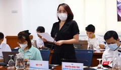 Phó Chánh Văn phòng Sở Y tế TP.HCM, bà Lê Thiện Quỳnh Như phát biểu tại họp báo chiều ngày 25/8