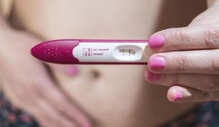 Trẻ vị thành niên mang thai là một trong những vấn đề nhức nhối cần toàn xã hội chung tay giải quyết