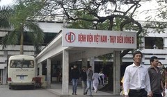 Bệnh viện Việt Nam - Thụy Điển Uông Bí (Quảng Ninh) nơi xảy ra vụ việc.