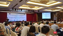 Các chuyên gia chia sẻ kinh nghiệm và các biện pháp tăng cường phòng chống bệnh dại tại địa phương.