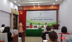 Đại diện ban tổ chức thông tin tới báo chí về cuộc thi viết chủ đề hiến, ghép tạng.