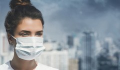 Chăm sóc da cũng là một cách bảo vệ cơ thể trước những tác hại xấu của ô nhiễm không khí (Ảnh: Internet)