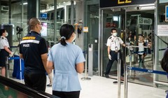 Thái Lan thực hiện kiểm dịch ngay tại các sân bay để đề phòng virus lạ xâm nhập vào nước này (Ảnh: CNBC)