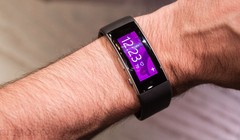 Microsoft kêu gọi đổi Apple Watch cũ lấy Band 2 mới
