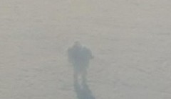 Hành khách trên máy bay bất ngờ chụp được ảnh robot khổng lồ