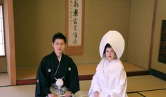 7 mẫu váy cưới độc đáo của các nước châu Á