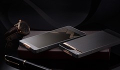 5 smartphone đắt... cắt cổ