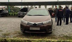 Hà Nội: Hàng loạt ô tô bị ăn trộm logo và "vặt gương" trong bãi gửi xe