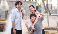 Video: 'Tết an lành' thắt lòng dân mạng