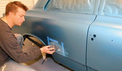 Video: 4 phút chữa móp ôtô bằng đá khô