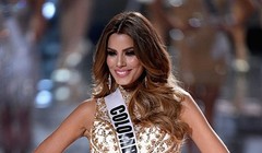 Hoa hậu Colombia trở thành 'Mỹ nhân đương đại gợi cảm nhất 2015'