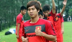 5 cầu thủ trẻ nhất từng khoác áo đội tuyển Việt Nam