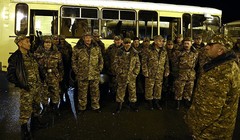 Video: UAV Azerbaijan không kích xe buýt làm chết 6 tình nguyện quân Armenia