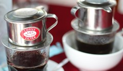 Uống cà phê, người cao tuổi khỏe hơn