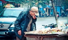 Bức ảnh lay động lòng người được chụp cách đây 6 năm bất ngờ gây xôn xao trên mạng xã hội - Ảnh: Nguyễn Sơn Tùng