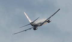 Nga: Boeing-737 "bốc hơi" từ kho sân bay