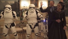Video: Nhà Obama nhảy múa cùng chiến binh robot